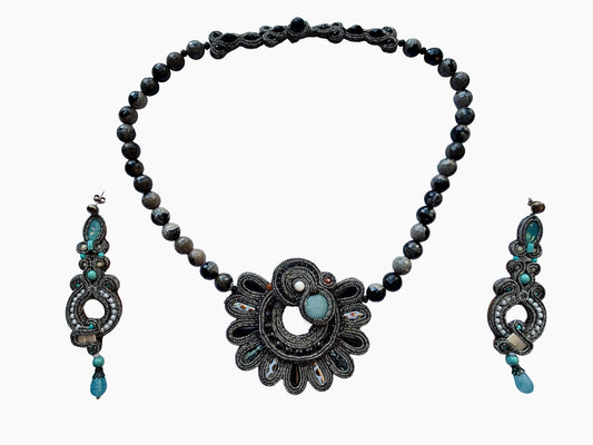 Calypso – Collier con agata nera e acquamarina