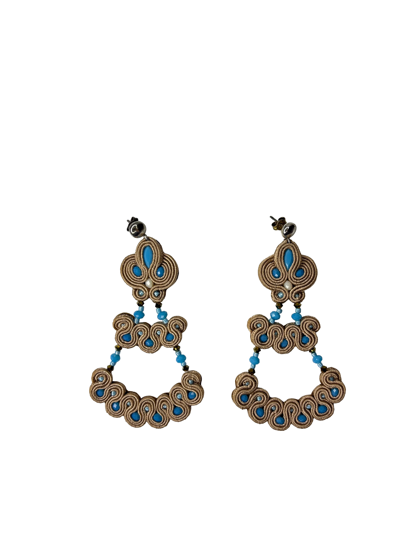 Orecchini Soutache Mirage – Sabbia & Turchese fatto a mano | Vilschic Luxury Bijou