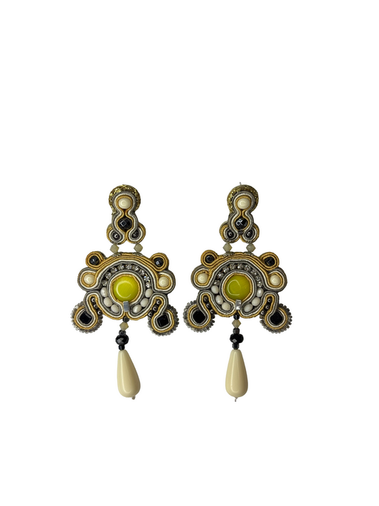 Orecchini Soutache Venere – Avorio & Onice fatto a mano | Vilschic Luxury Bijou