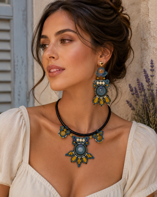 Orecchini Soutache Fatti a Mano Ortensia – Collezione Provence