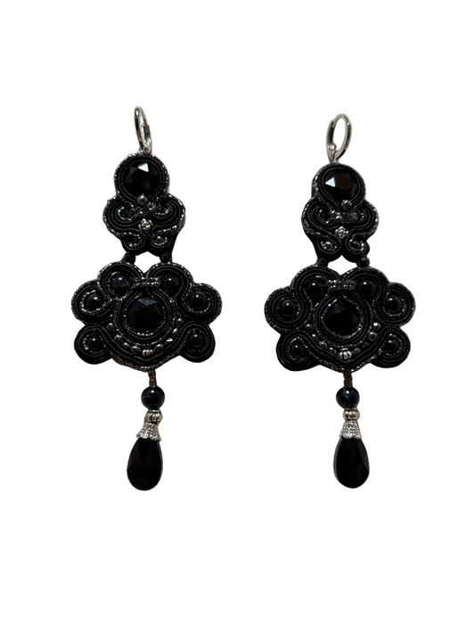 Orecchini Soutache Éclipse Noir – fatto a mano | Vilschic Luxury Bijou