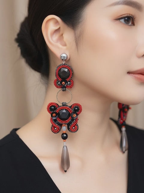Orecchini Soutache Artigianali “Cratera” – Gioielli Eleganti Fatti a Mano | Vilschic